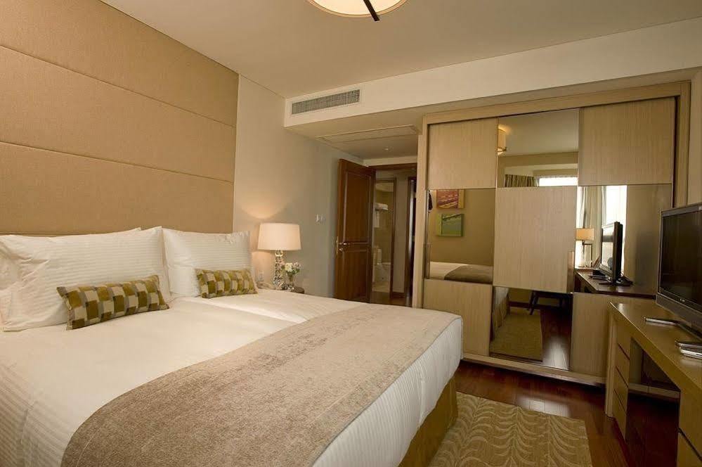 Lanson Place Jin Qiao Residence Shanghai Esterno foto
